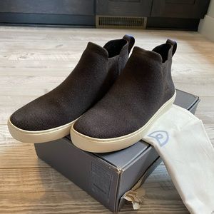 Rothy’s Espresso Chelsea boot in Merino Wool